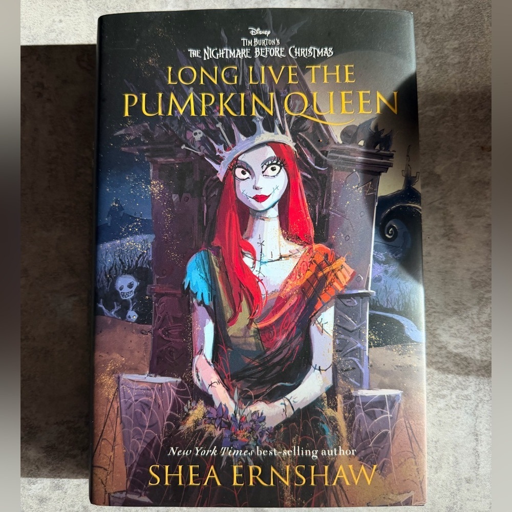Book: "Long Live the Pumpkin Queen" by Shea Ernshaw. NWT